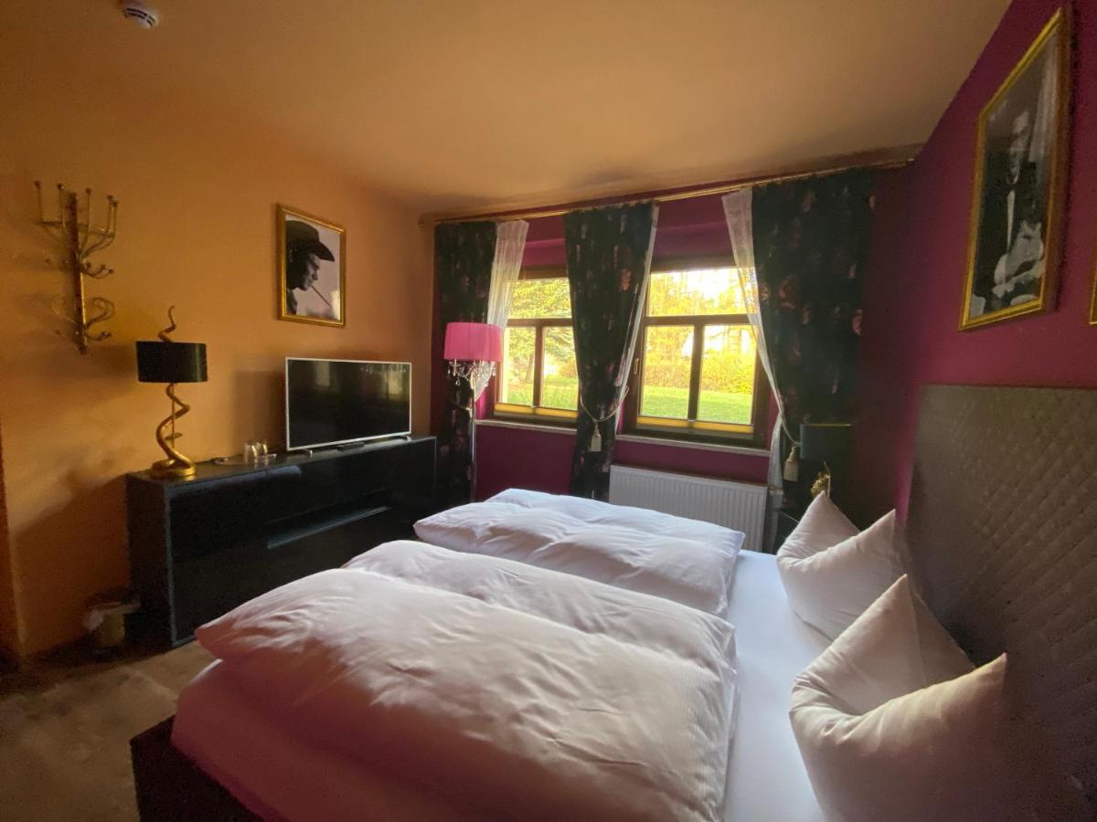 Riverdam Boutique Hotel Ильменау Экстерьер фото
