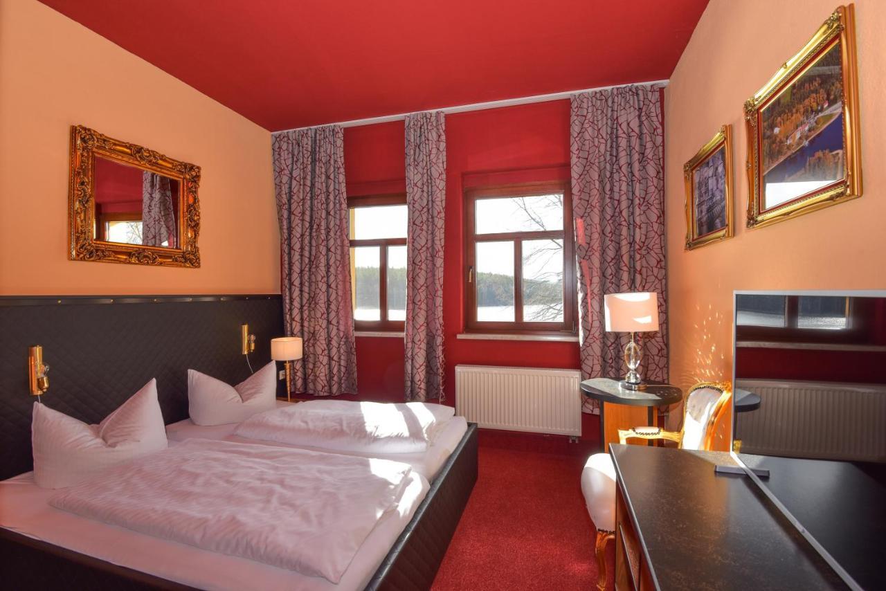 Riverdam Boutique Hotel Ильменау Экстерьер фото