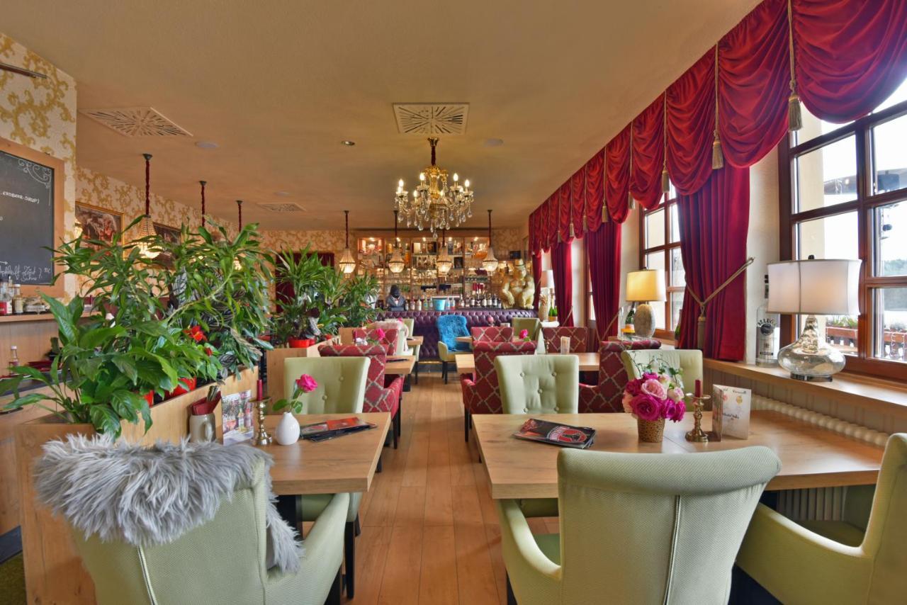 Riverdam Boutique Hotel Ильменау Экстерьер фото